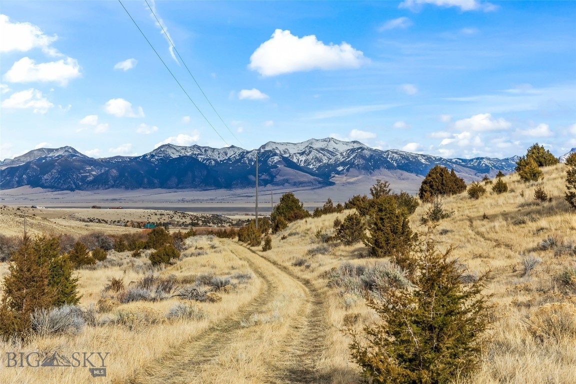 Shining Mountain Unit II - Residential