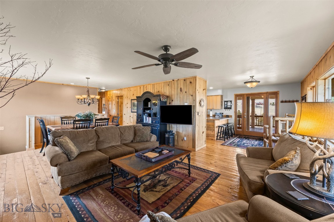 Shining Mountain Unit II - Residential