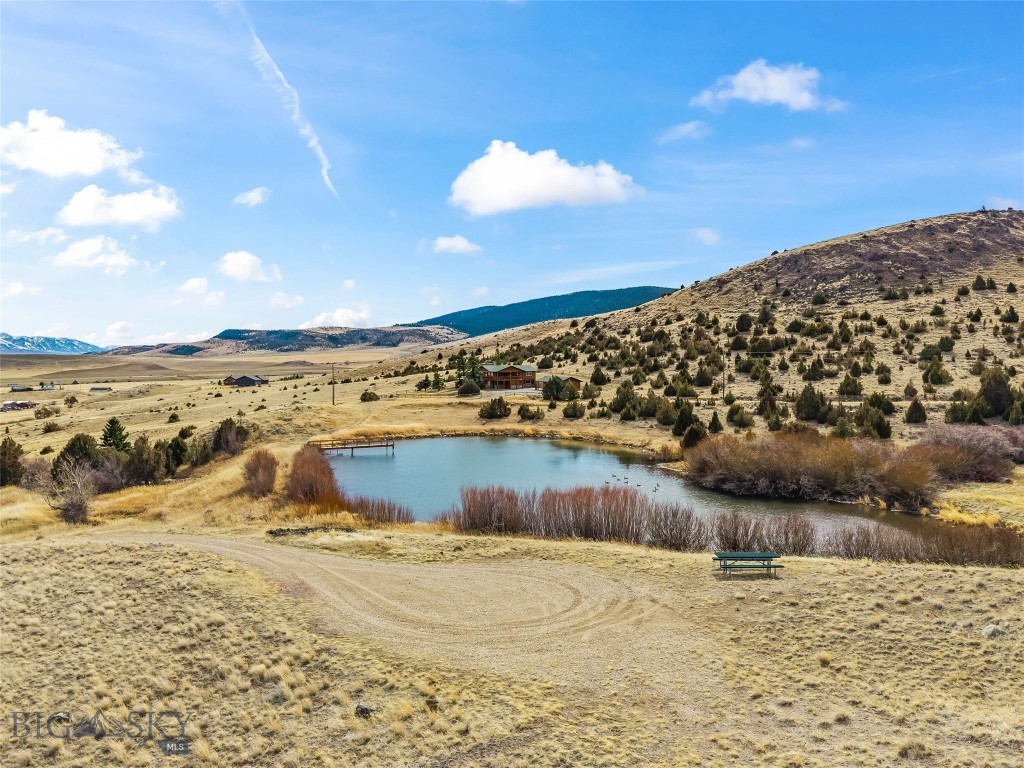 Shining Mountain Unit II - Residential