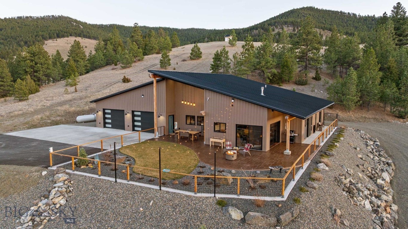 4915 W US Highway 12