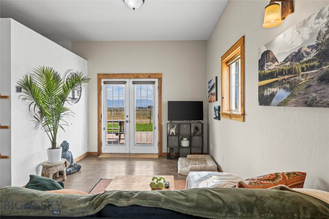 Foothills - Residential