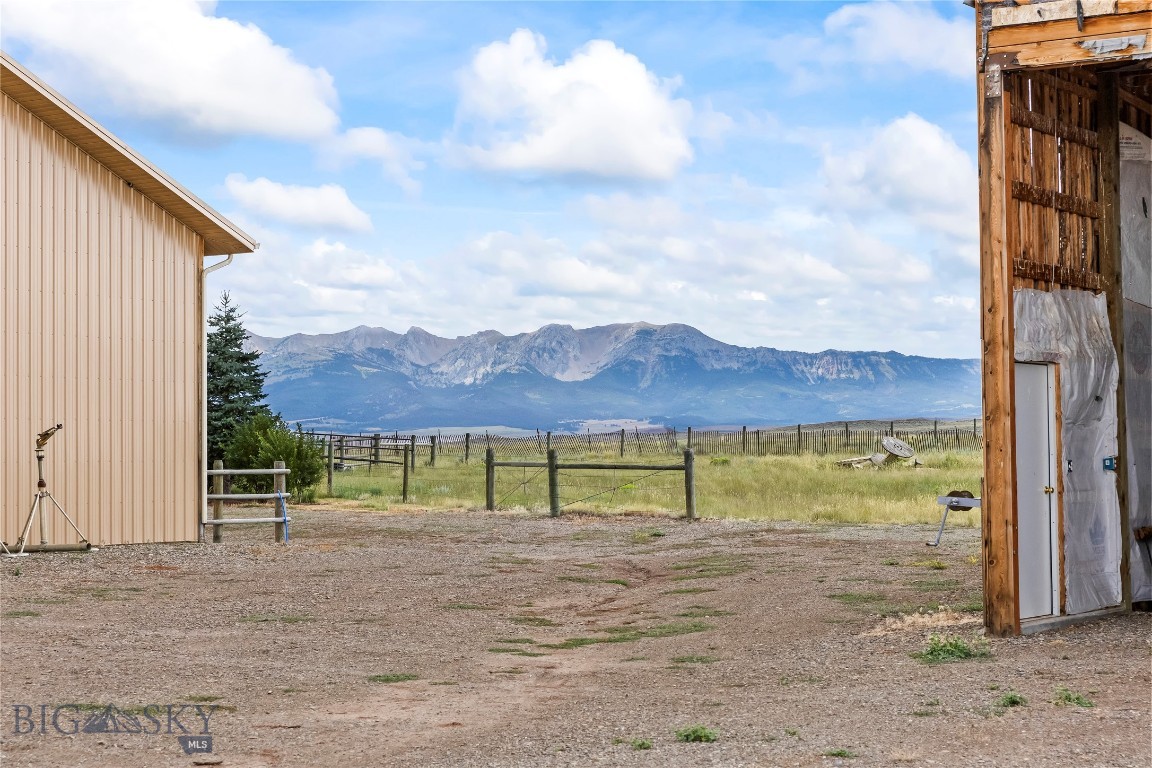 Foothills - Residential