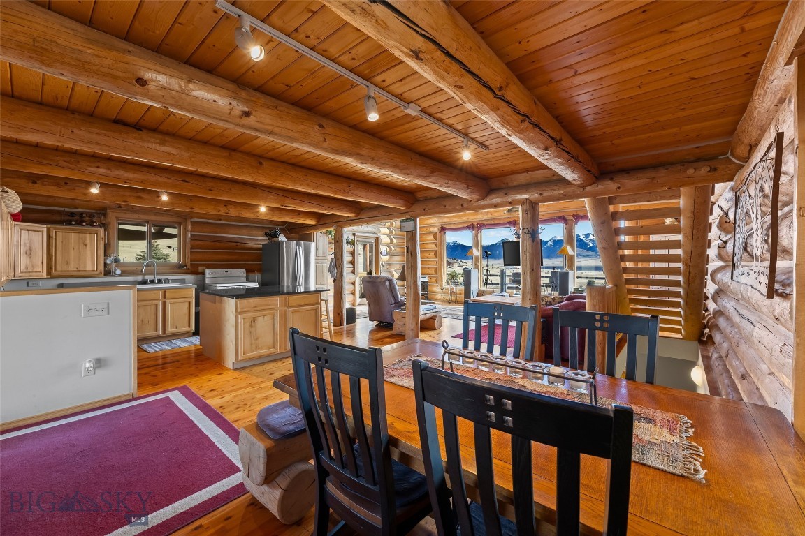 Shining Mountain Unit I - Residential