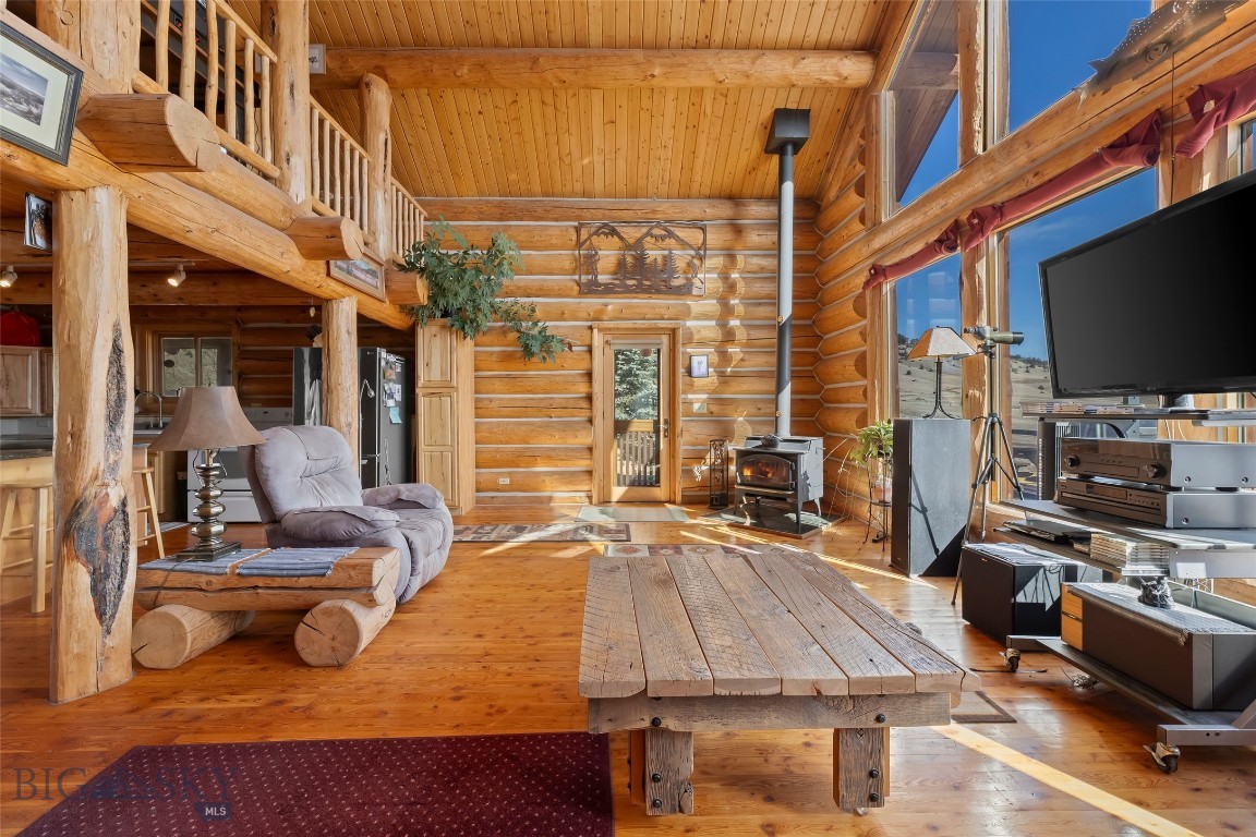 Shining Mountain Unit I - Residential