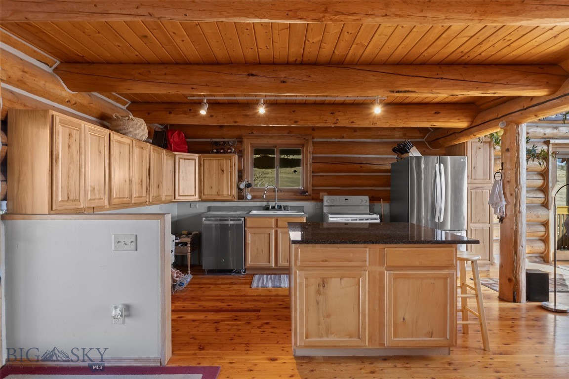 Shining Mountain Unit I - Residential