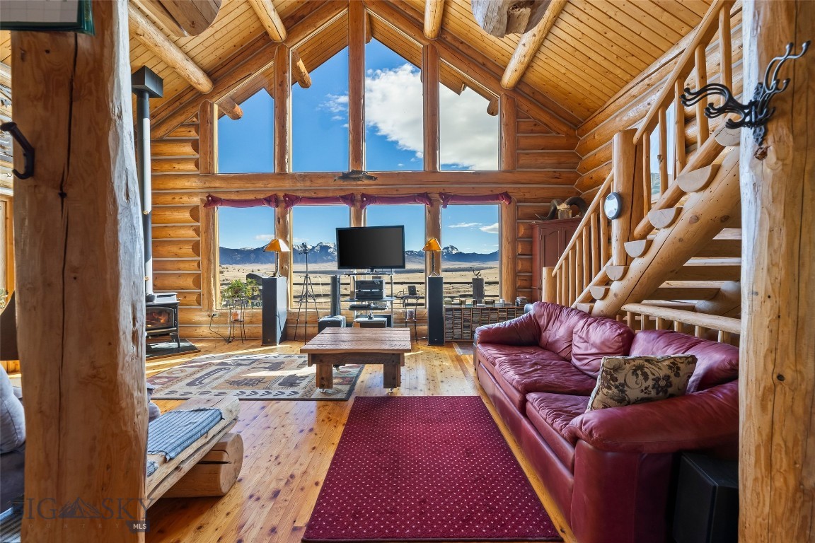 Shining Mountain Unit I - Residential