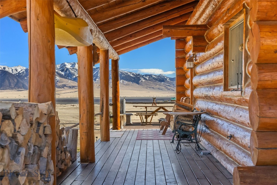 Shining Mountain Unit I - Residential