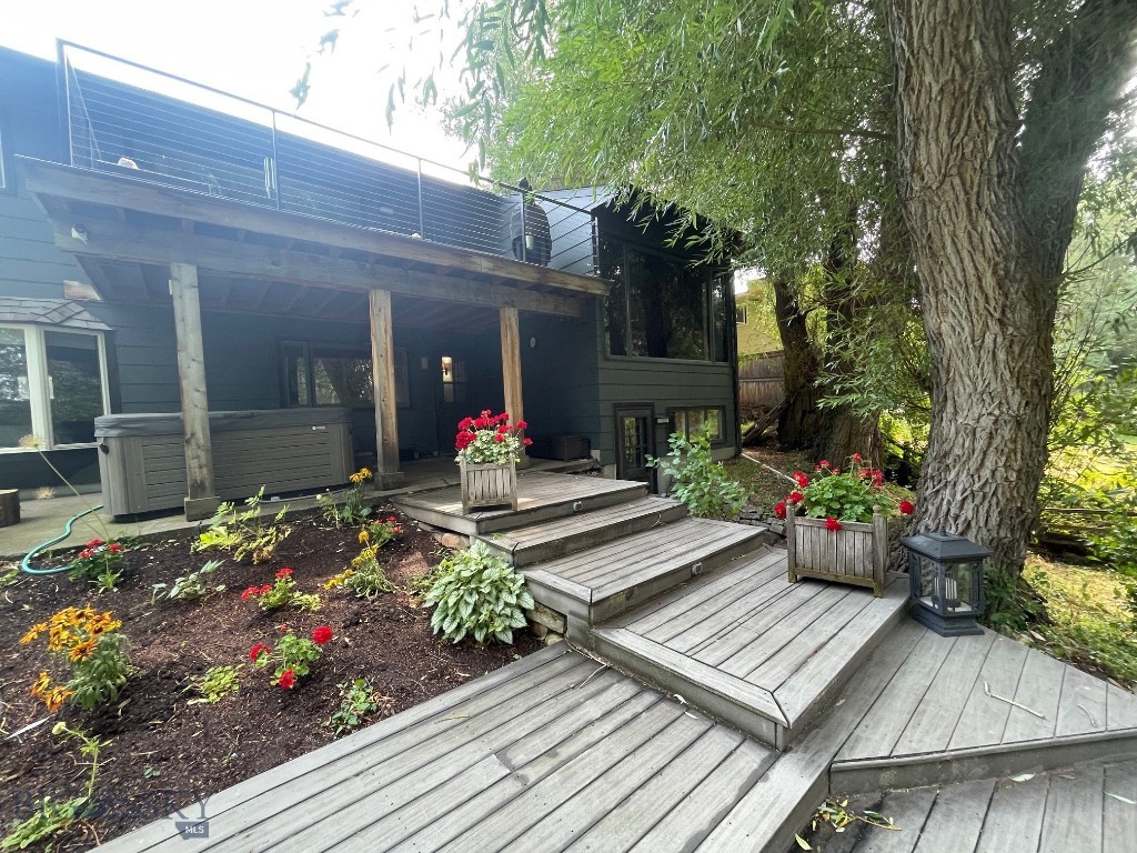 Meadowlark - Residential