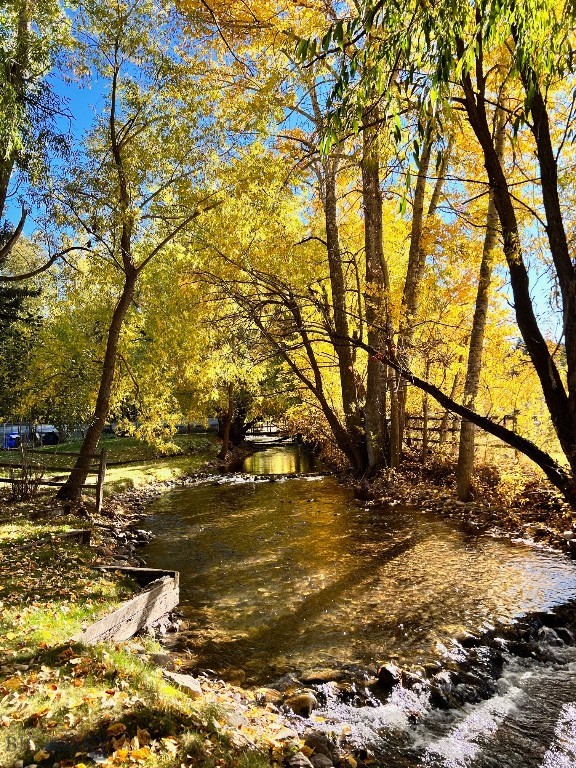 Meadowlark - Residential
