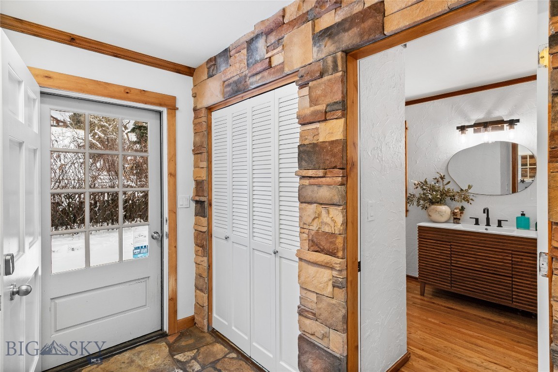 Meadowlark - Residential