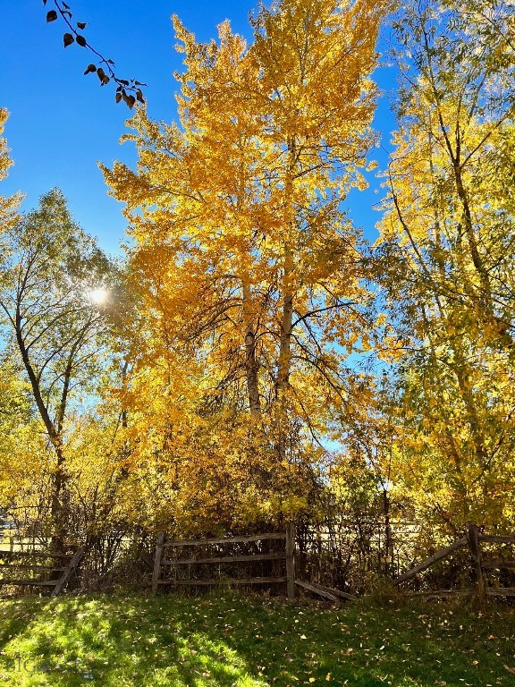 Meadowlark - Residential