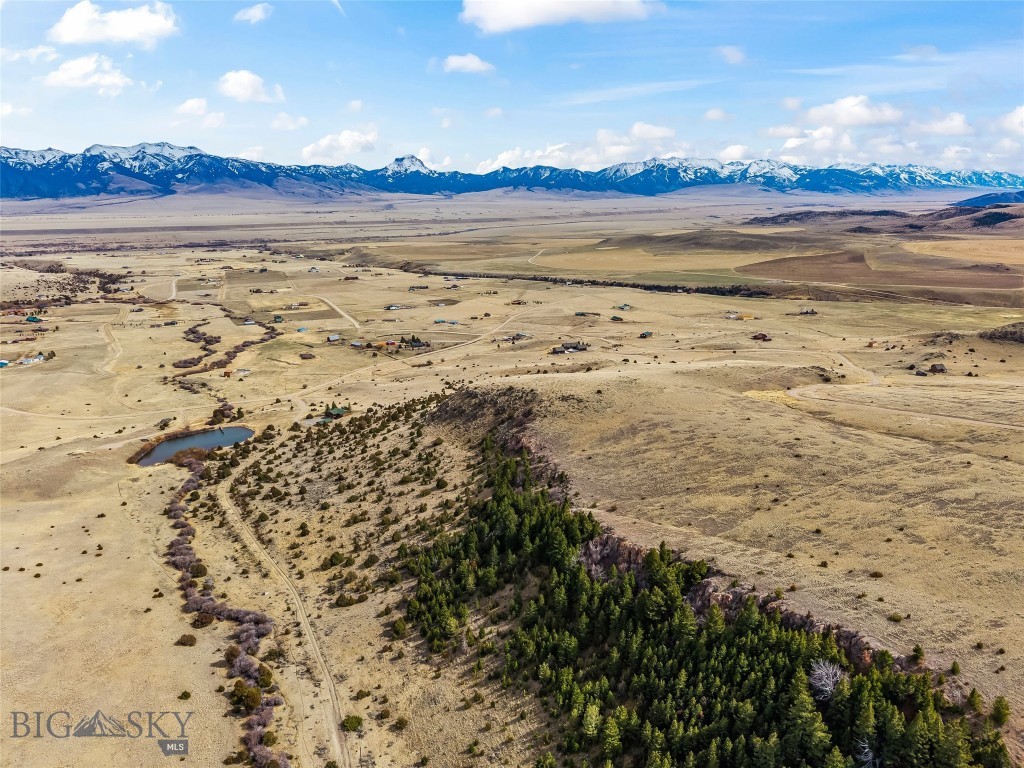 Shining Mountain Unit II - Land