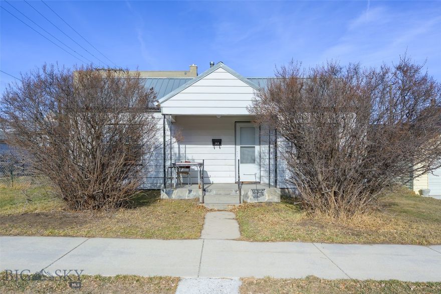 Sun-Kissed Starter Gem!

Imagine mornings filled with the cheerful sounds of school bells and afternoons bathed in golden sunlight. This isn't just a house; it's a launchpad for your next chapter! Nestled directly across from a public school, this charming 1-bedroom, 1-bathroom home is bursting with potential and ready for your personal touch. Large windows flood the space with natural light, creating a warm and inviting atmosphere. Peace of mind comes standard with a newer, durable metal roof.  A surprisingly spacious, fully fenced yard offers the perfect canvas for your outdoor dreams – think weekend BBQs, pet playdates, or simply relaxing under the stars. Convenient alley access adds a unique layer of practicality. This property is a fantastic starter home or a savvy investment with incredible potential for growth.

The Real Talk:
There is no off-street parking - Street parking only. This home offers incredible value and a unique lifestyle, but it’s not cookie-cutter.  Seller has updated roof, flooring, hot water heater, windows; attic abatement completed last year; furnace serviced last fall.

Don't just take our word for it: Come experience the magic for yourself! Schedule a showing today and let this little gem steal your heart.