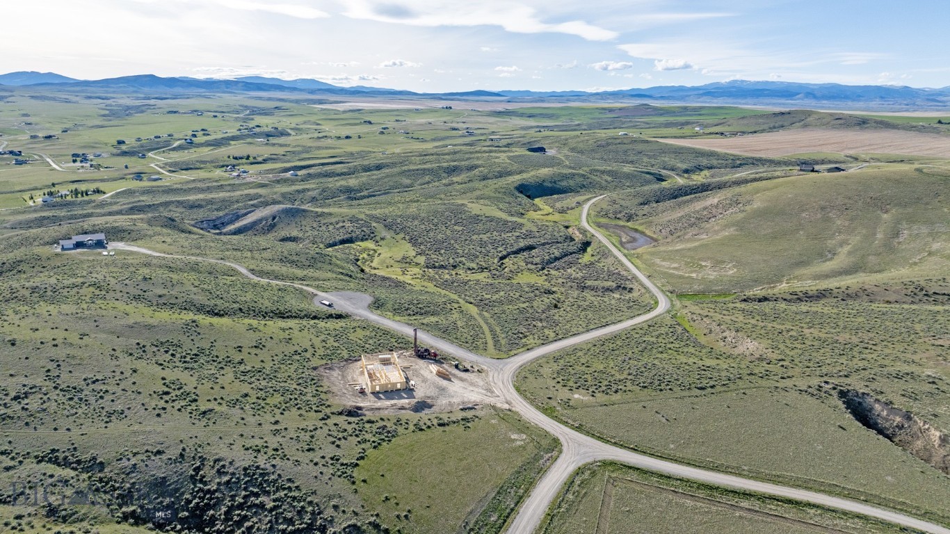 Hilltop Vista - Land