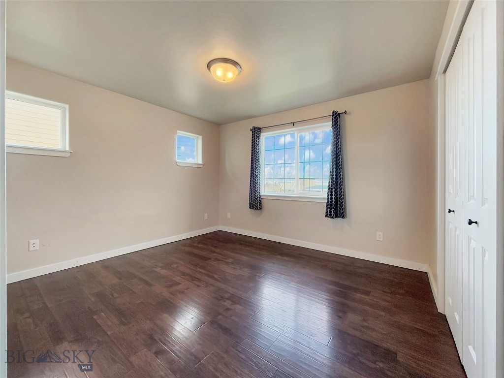 Baxter Springs Condo - Residential