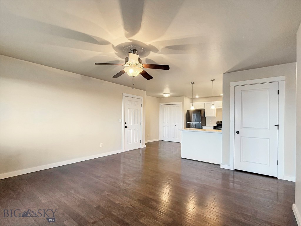 Baxter Springs Condo - Residential