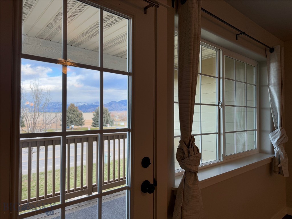 Baxter Springs Condo - Residential