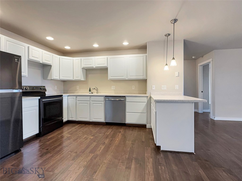 Baxter Springs Condo - Residential