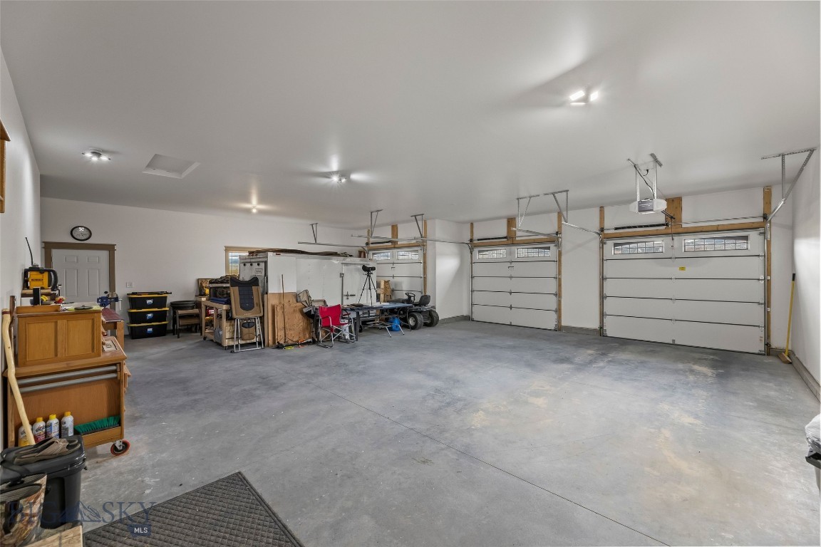 Pronghorn Meadows - Residential