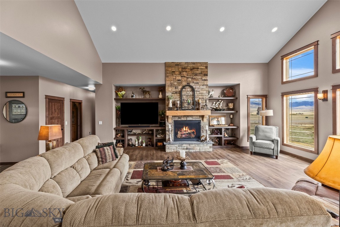 Pronghorn Meadows - Residential