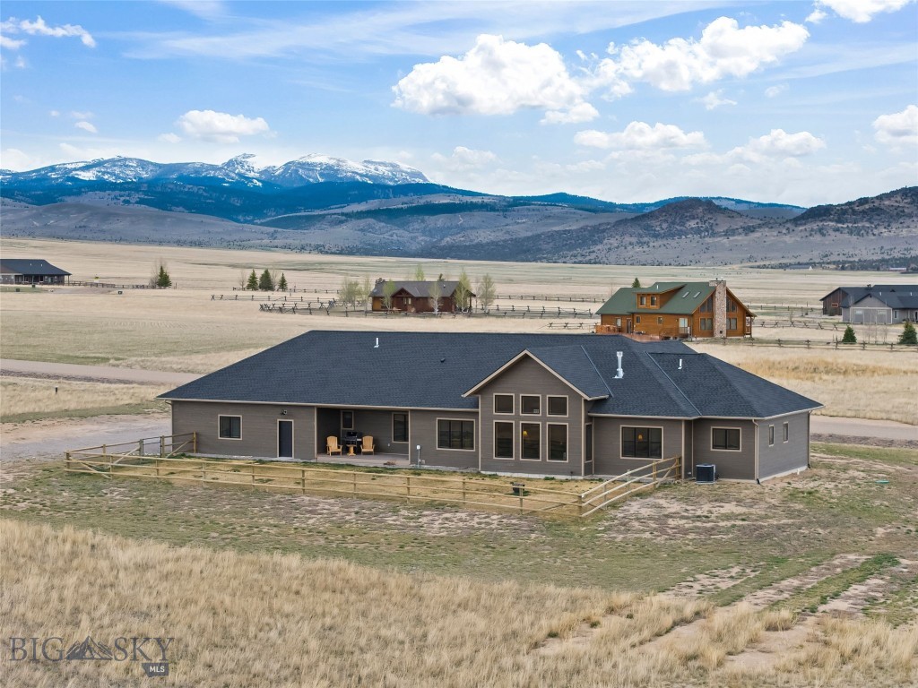 Pronghorn Meadows - Residential