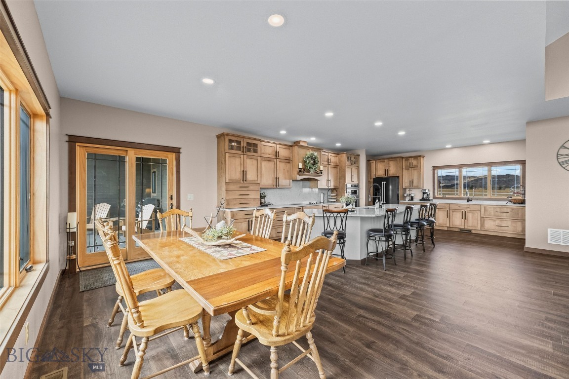 Pronghorn Meadows - Residential