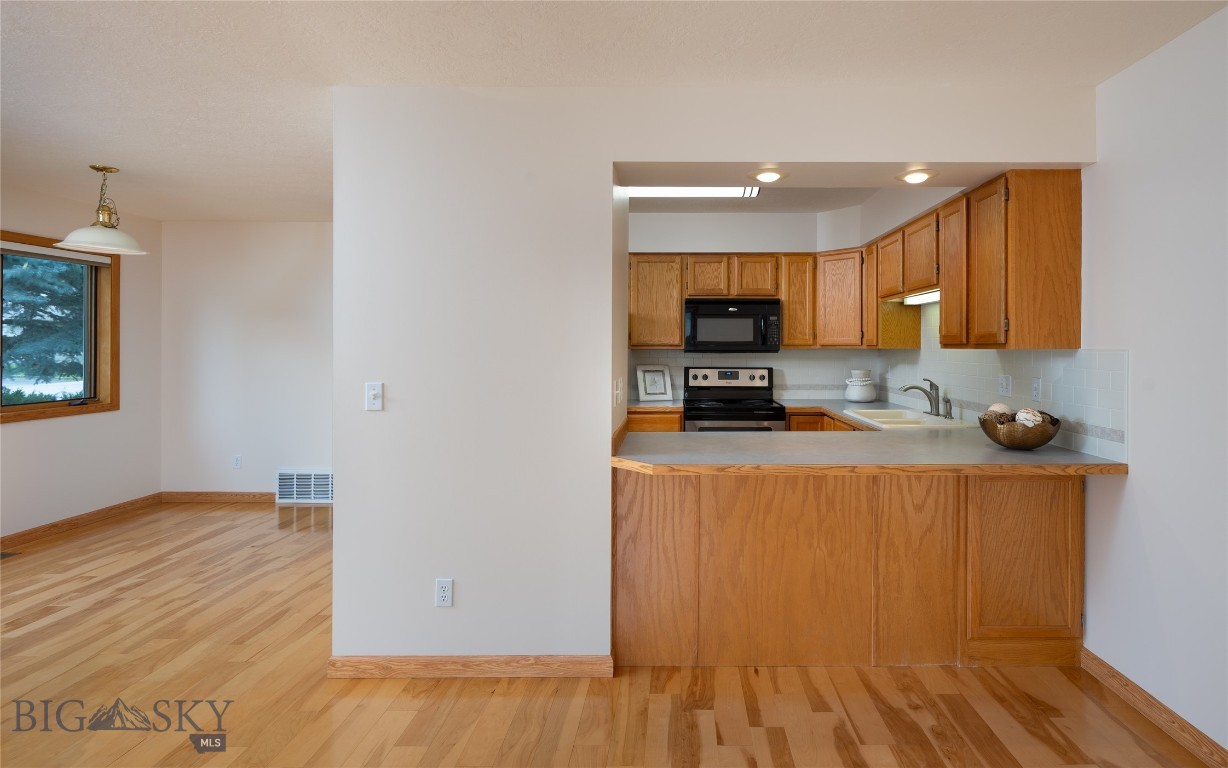 3801 Spruce Meadow