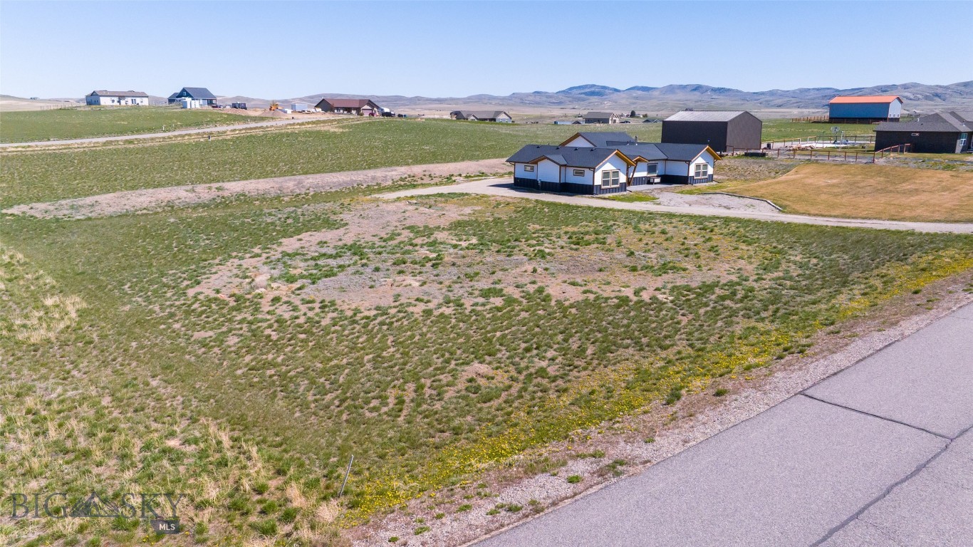 Village at Elk Ridge - Residential