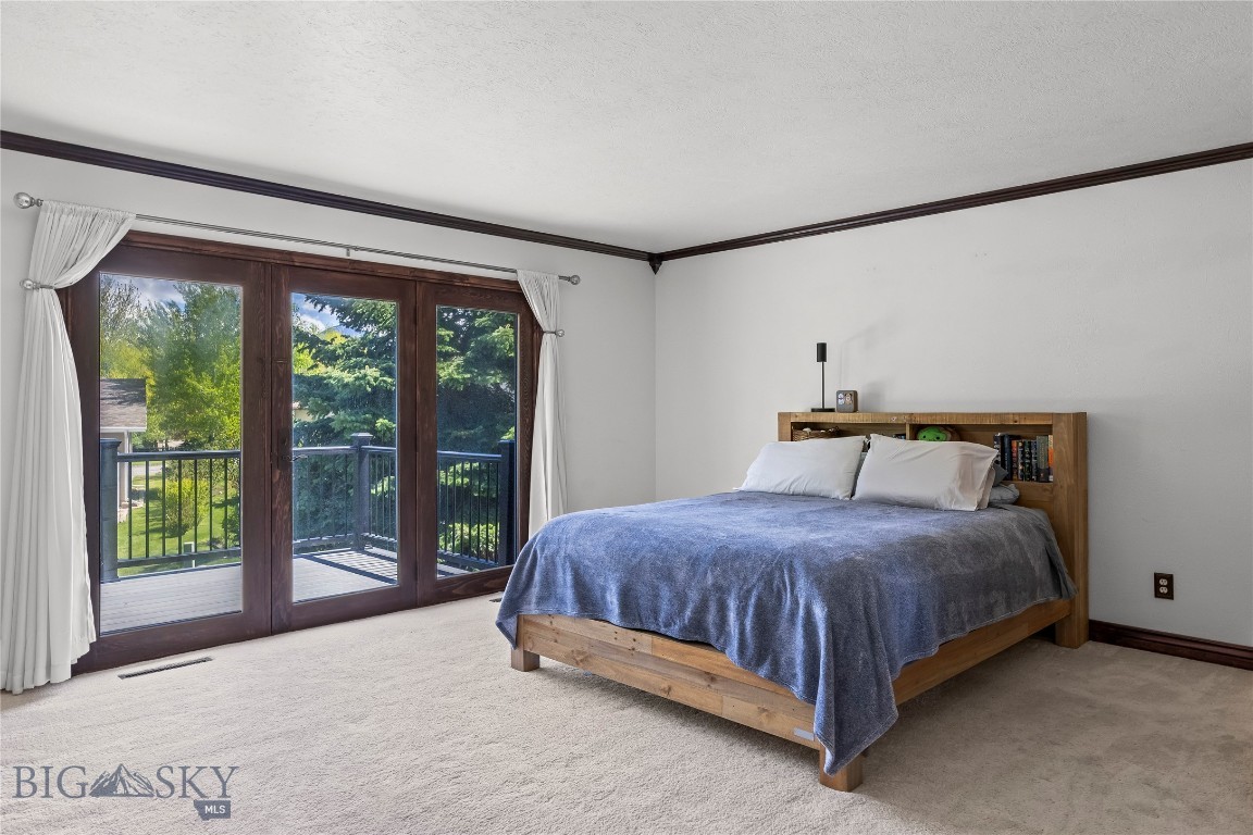 Highwood Est condo - Residential