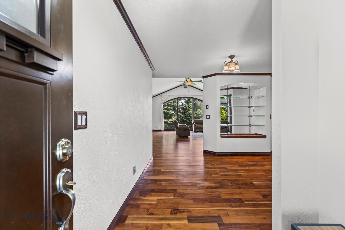 1757 Highland Boulevard 15
