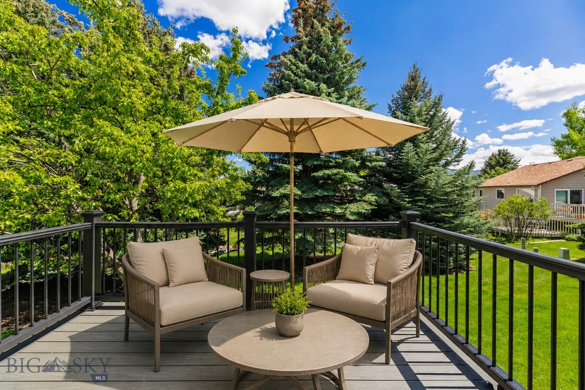 Highwood Est condo - Residential