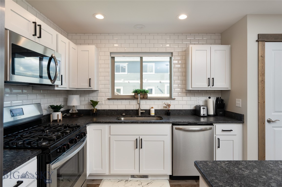 Cloverleaf Meadows - Residential