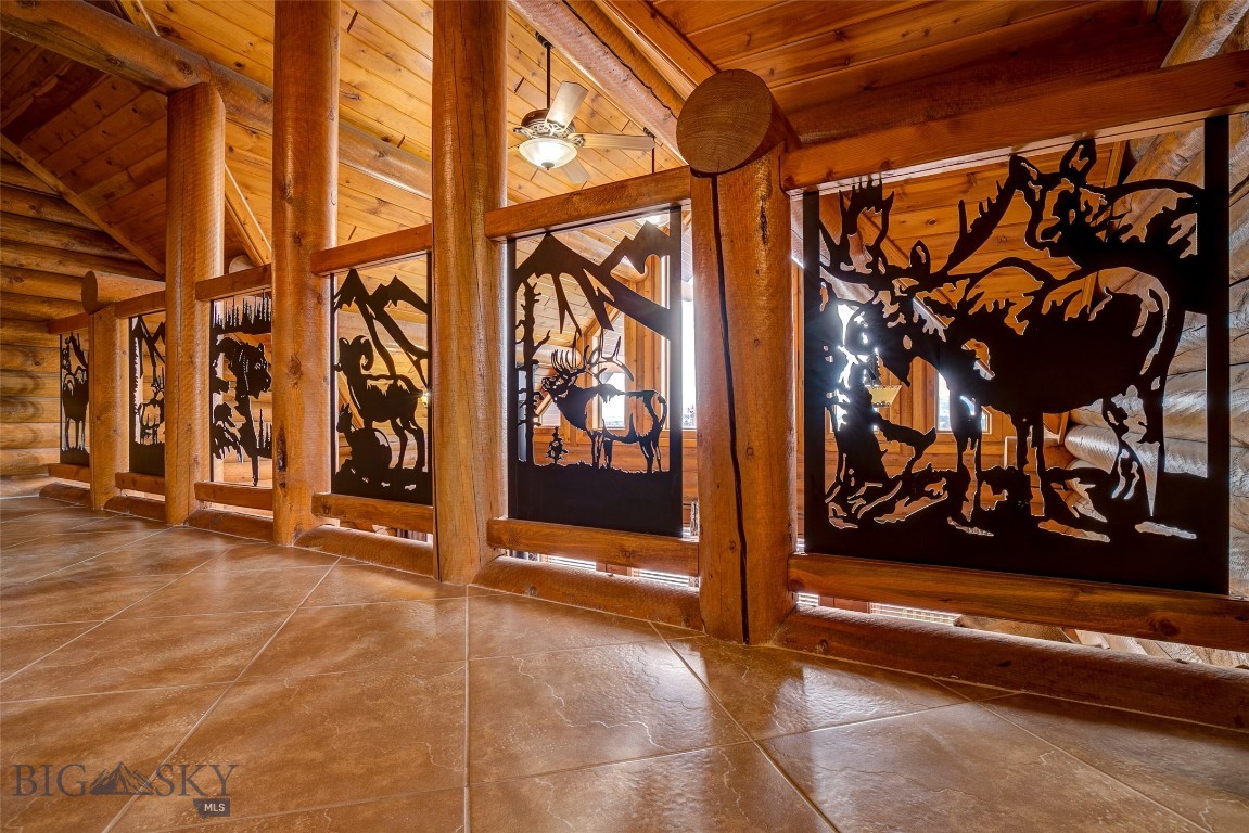 4930 Saddle Rock Road