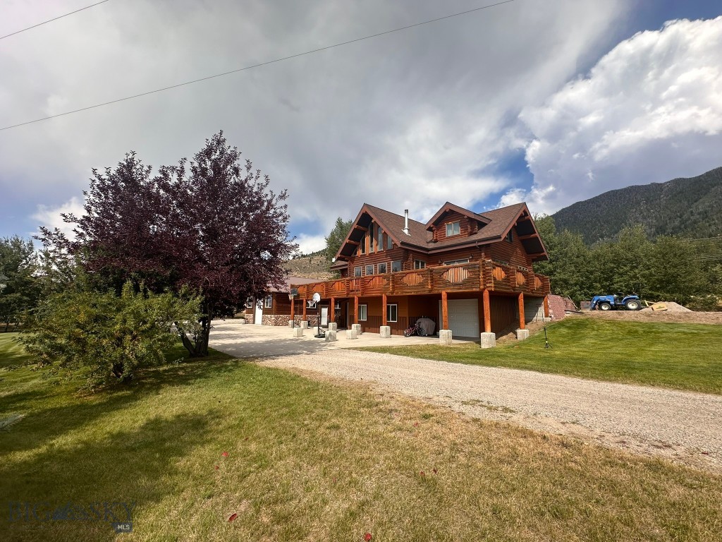4930 Saddle Rock Road