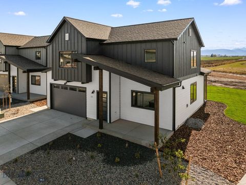 Photo of 30 Horseshoe Loop, Bozeman, MT 59718 (MLS # 406154)
