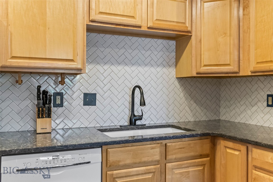 Glacier Condos - Residential