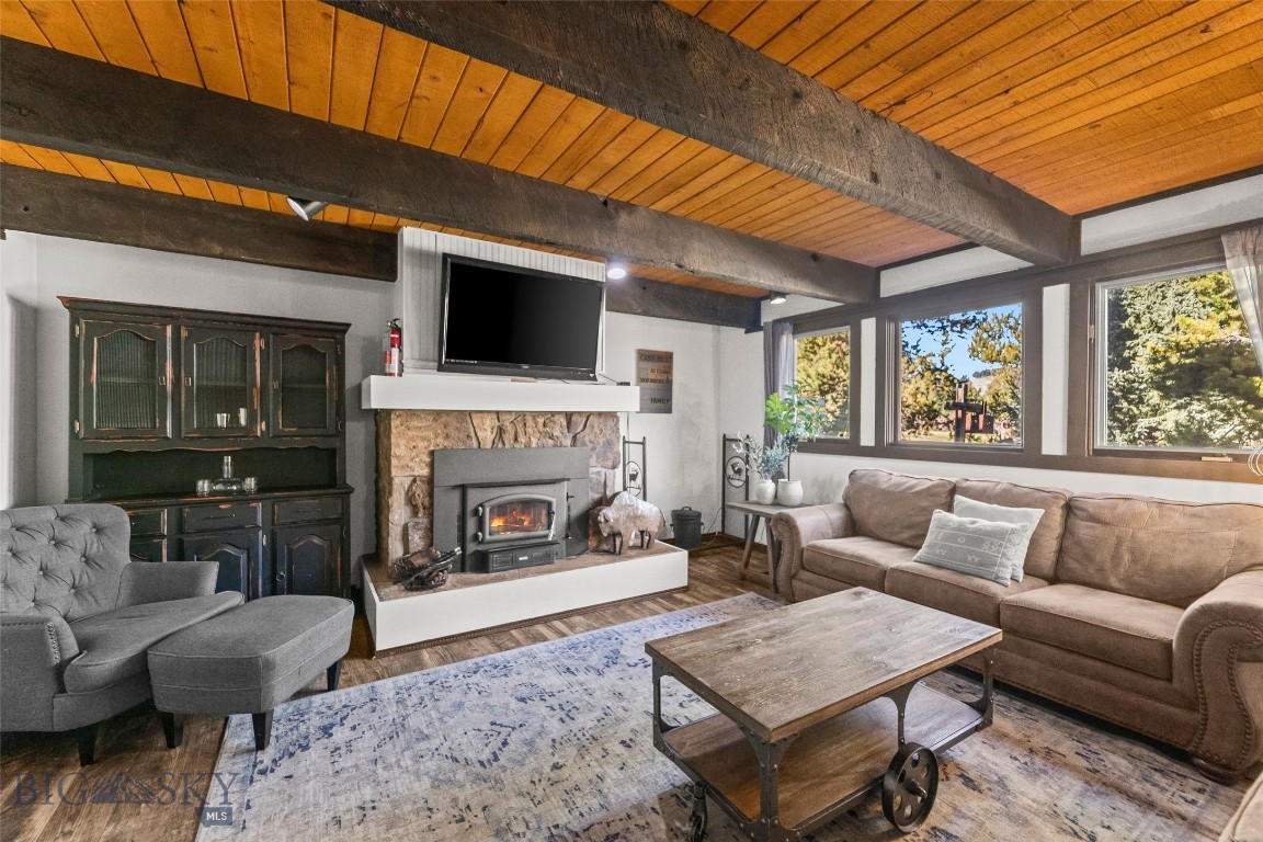 Glacier Condos - Residential