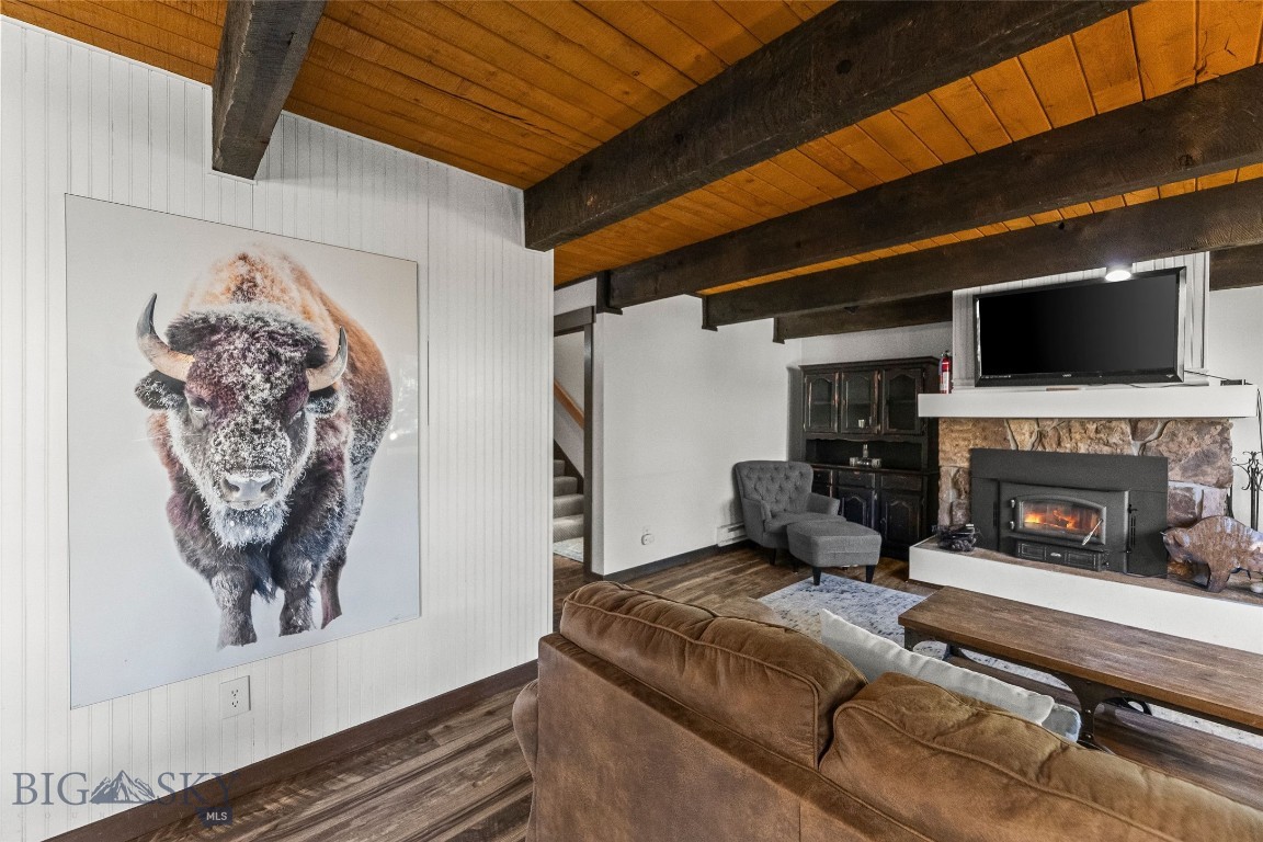 Glacier Condos - Residential