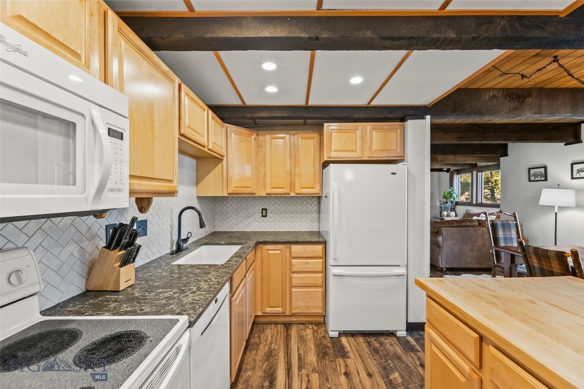 Glacier Condos - Residential