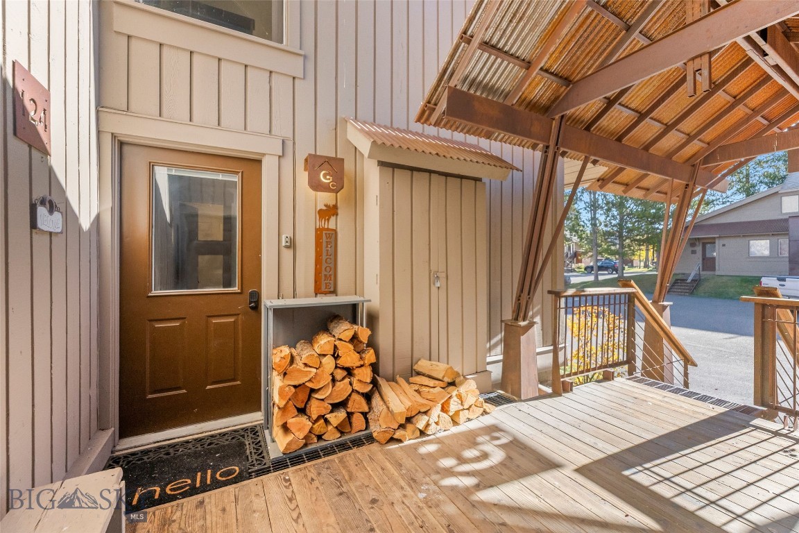 Glacier Condos - Residential