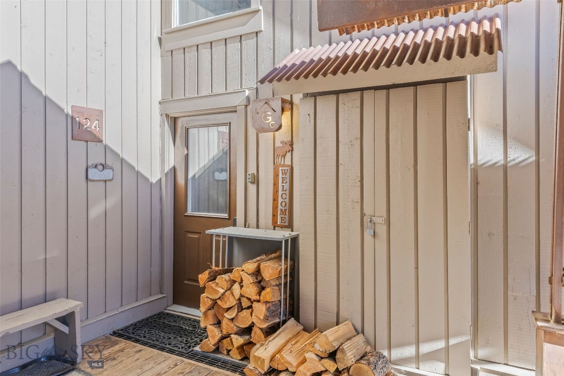 Glacier Condos - Residential