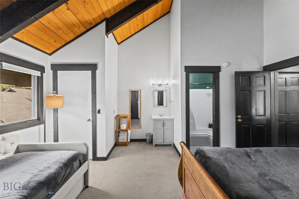 Glacier Condos - Residential