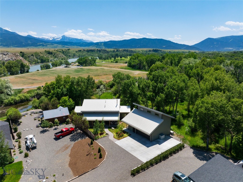 218 Little Creek Bend