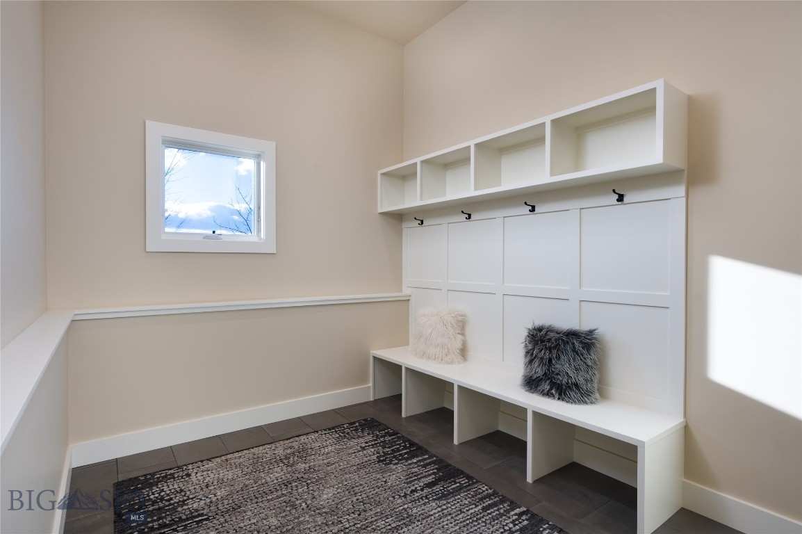 Greenhills Ranch - Residential