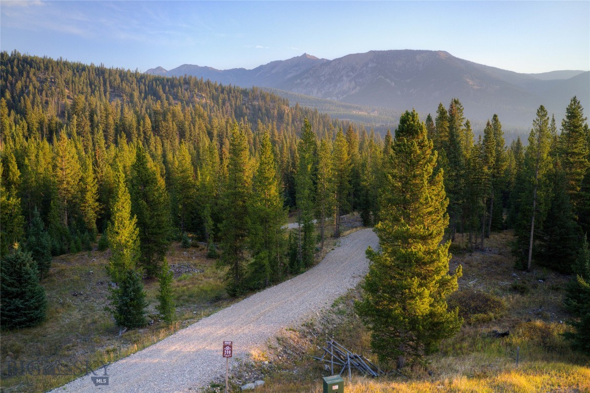 Spring Creek Reserve Neighborhood - Land