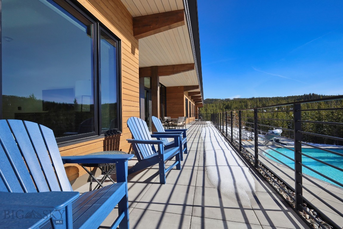 LakeLodge Residences - Residential