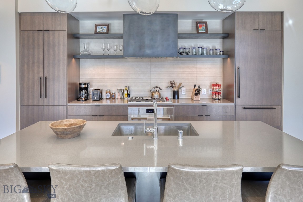 LakeLodge Residences - Residential