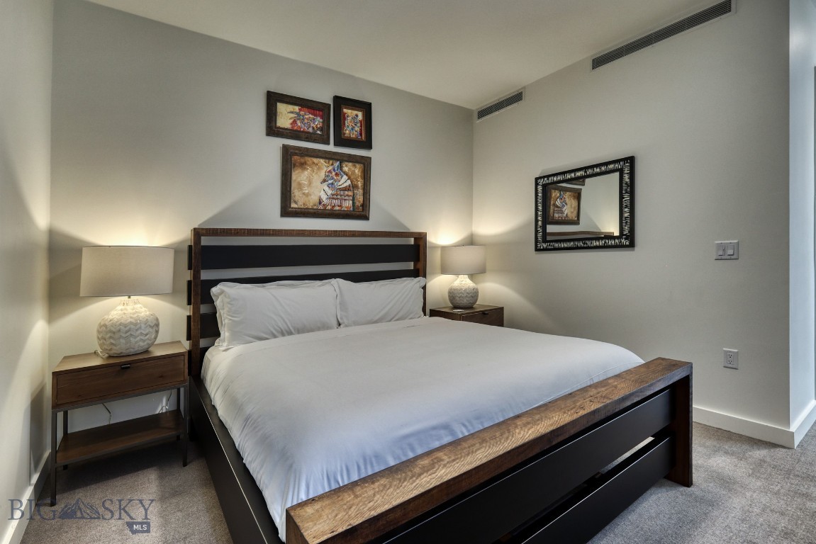 LakeLodge Residences - Residential