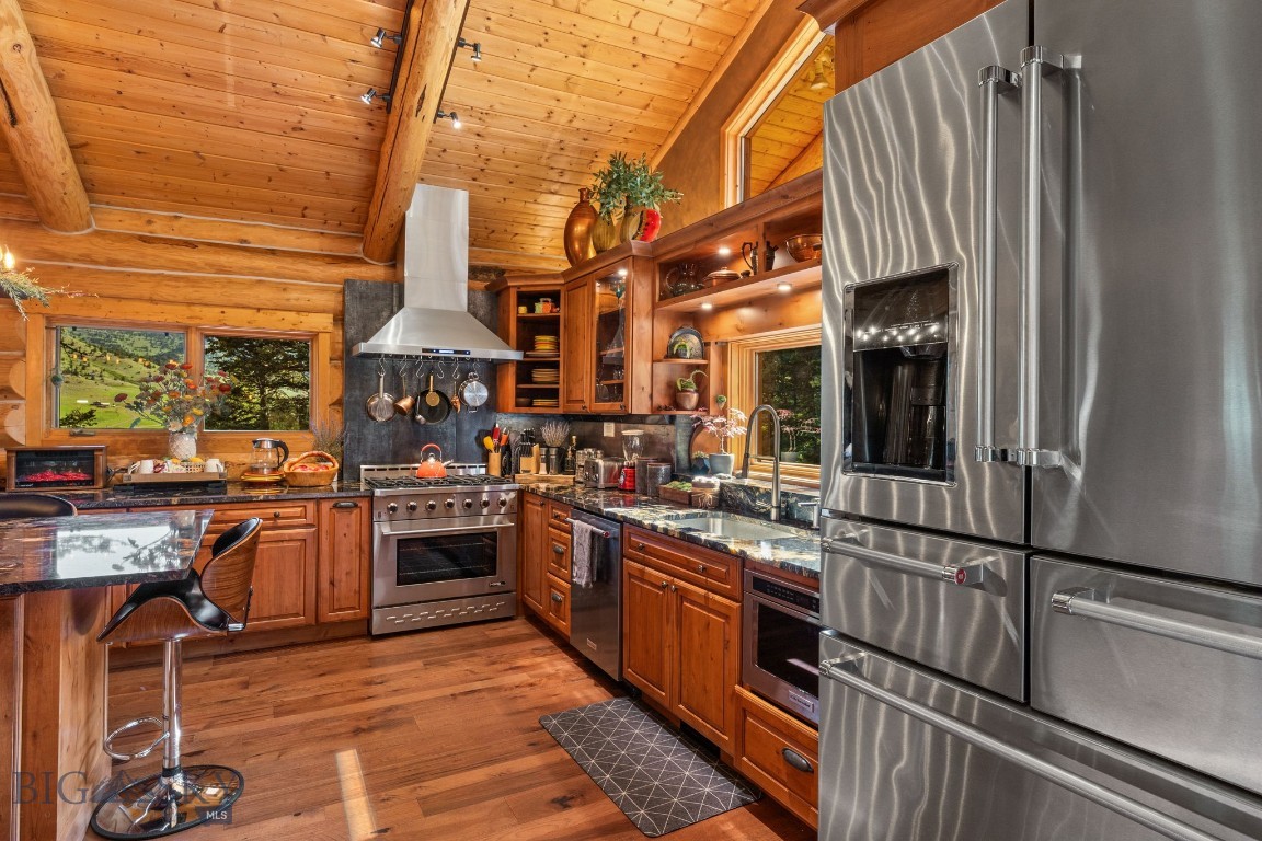 Lake - Residential