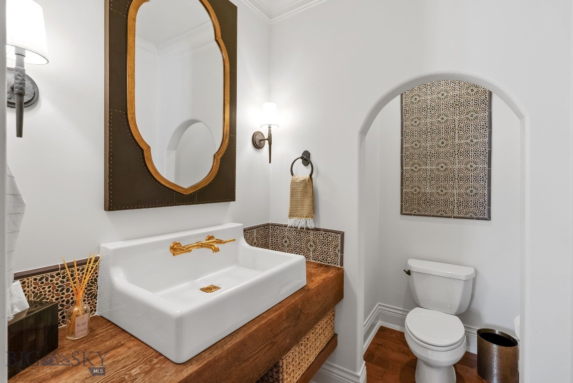 River Glen Condo - Residential